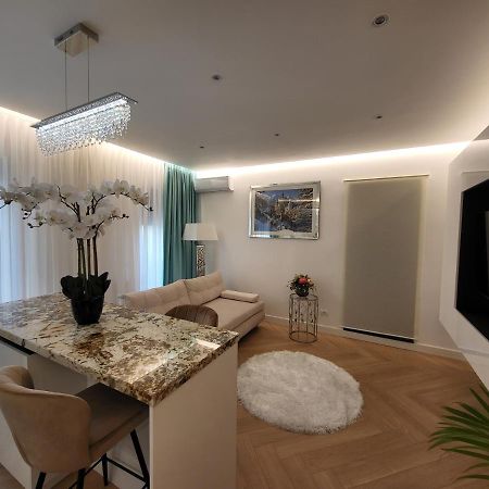 Grozavesti Luxury Apartment With 2 Rooms Бухарест Экстерьер фото
